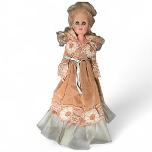 Vintage Uneeda Doll Co Blonde Fashion Doll Lace Victorian Dress Blue Eyes 17"